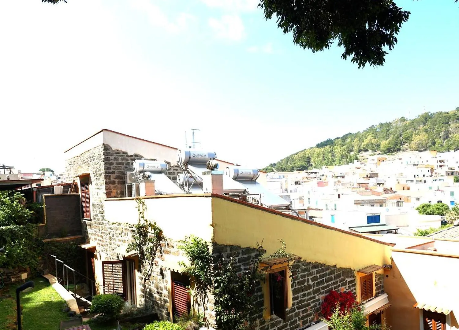 Hotel Baglio Antico Forno Isola di Ustica Affittacamere