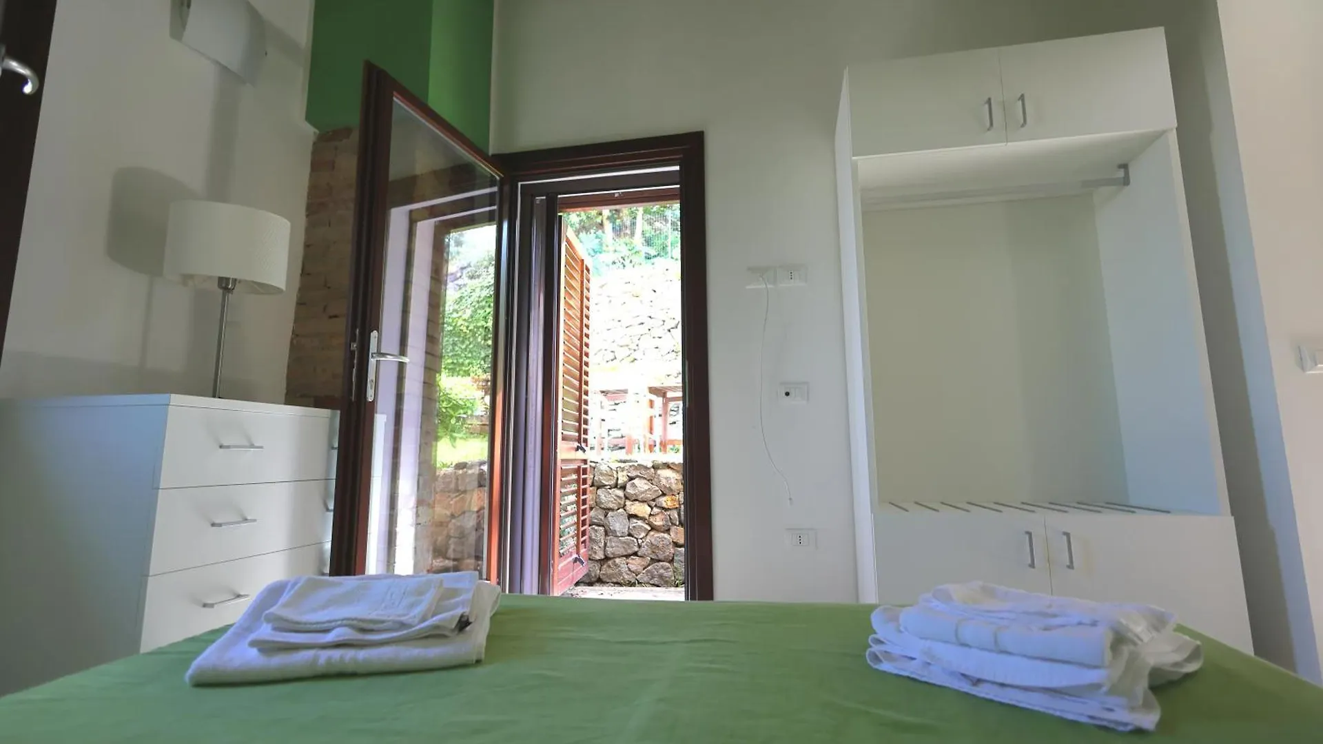 Baglio Antico Forno Hotel Isola di Ustica Guest house